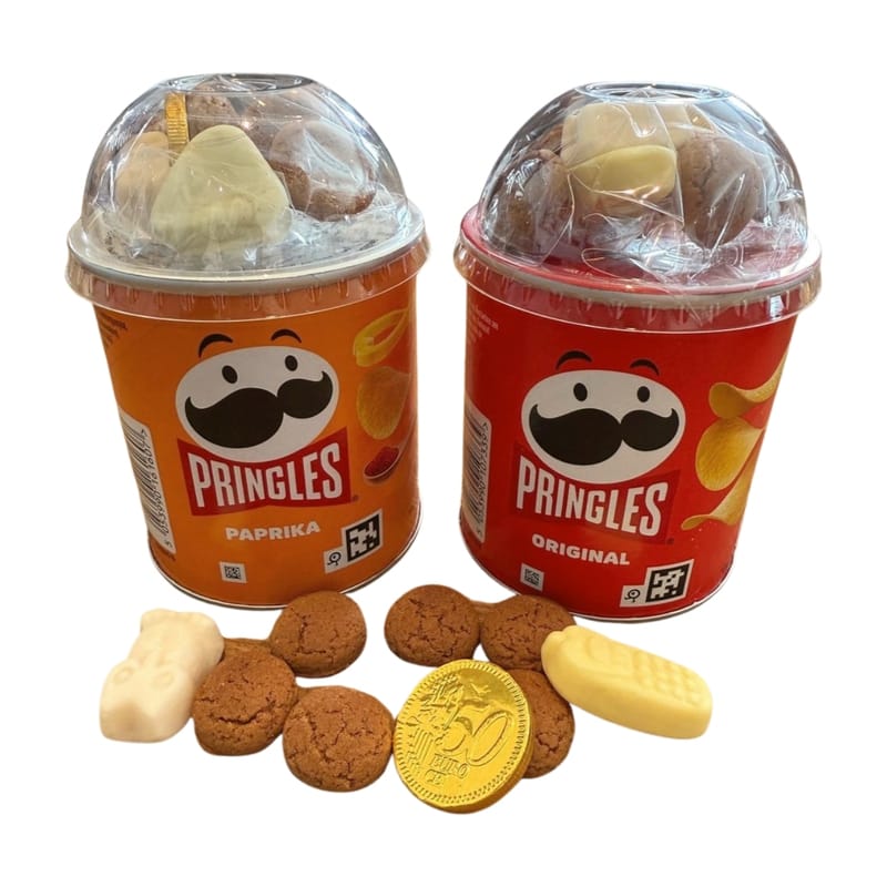 Pringles paketidan mushuk